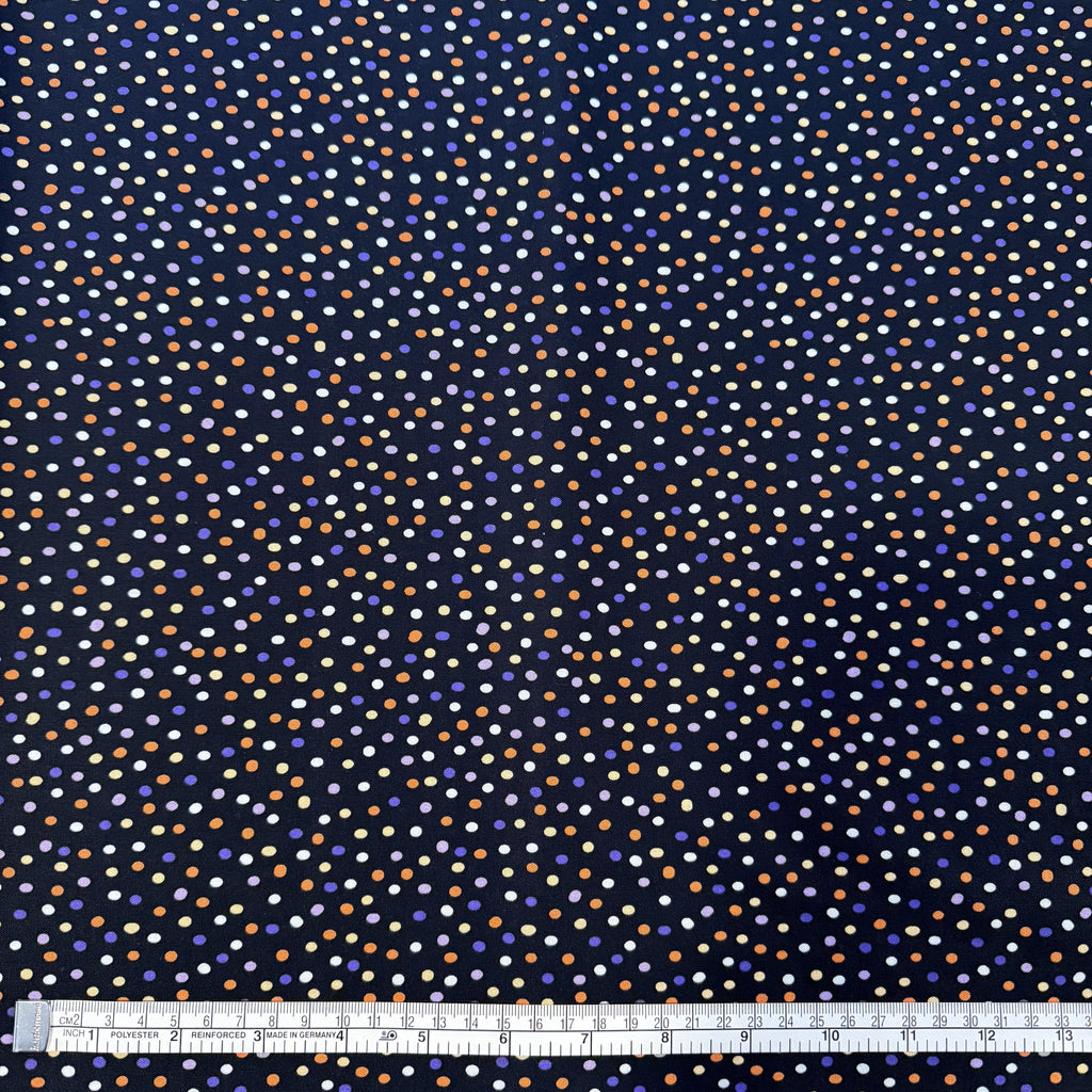 Ghostly dot-mania black